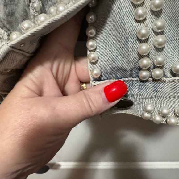 P.Cill woman’s size large Pit to pit 27 decorated with pearls Vintage - Picture 5 of 8